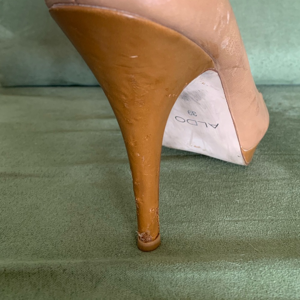 Nude peep toe Aldo heels - Picture 7 of 9